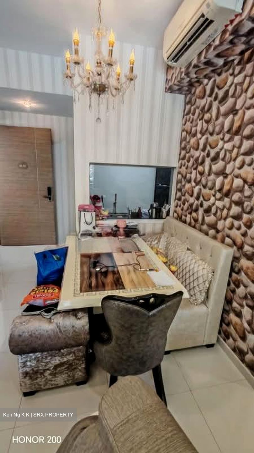 The Palette (D18), Condominium #552099771